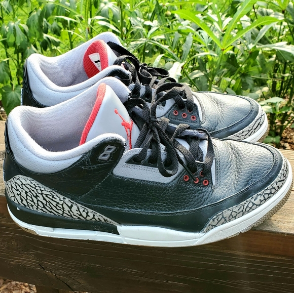 Air Jordan 3 Retro Black Cement 